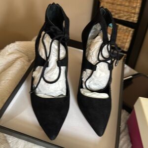 Lord and Taylor black suede laced pumps size 6